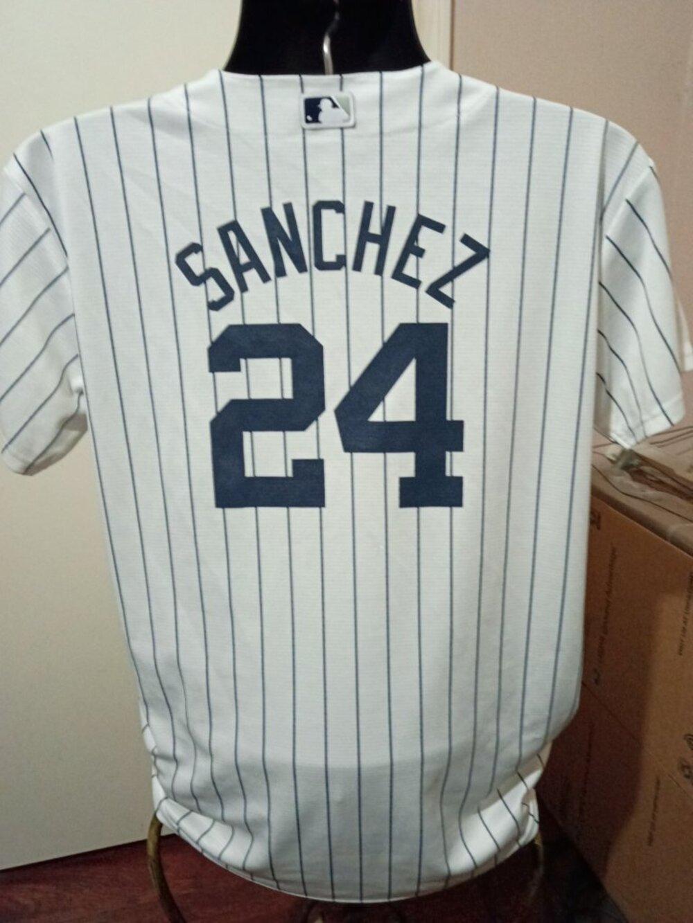Majestic New York Yankees Sanchez 24 Jersey Youth X-Large 16/18  White Button up - Picture 7 of 14